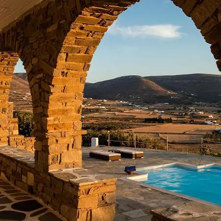 Villa Paros Sleeps 8 Air Con Wifi T478604 Páros