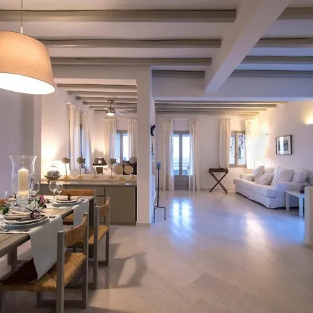 Paros Sleeps 8 Air Con Wifi T478604 * Páros